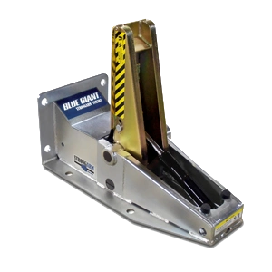 StrongArm SVR303 – gancho retenedor hidráulico para andén de carga